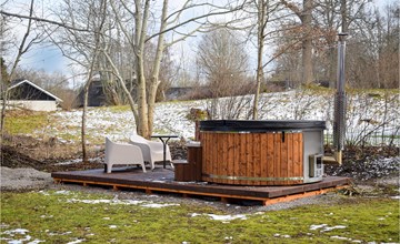 Nice home in Orrefors with jacuzzi 2