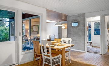 "Floora" - 20m from the sea 2