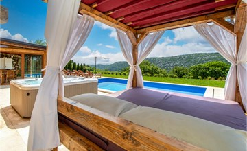 Lovely home in Bribir 2