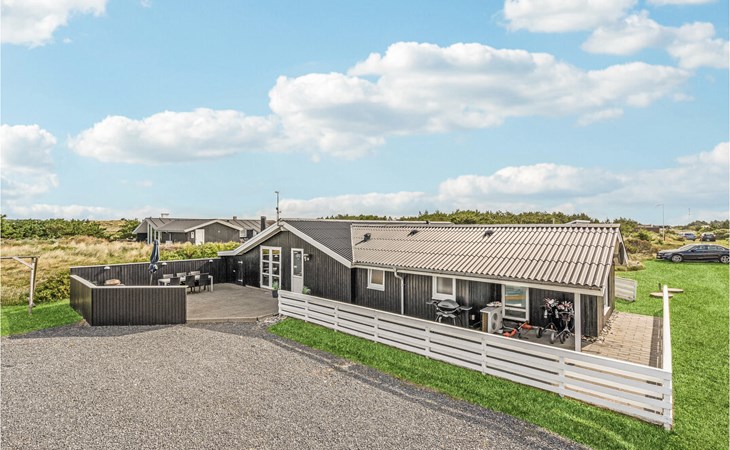 Awesome home in Ringkøbing with sauna 1