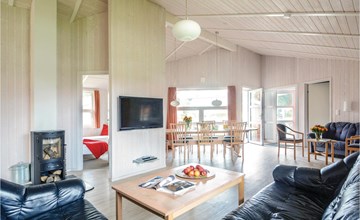 Schönes Haus mit 5 Schlafzimmern in. 3