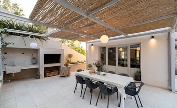4 bedroom gorgeous home in Korcula 3