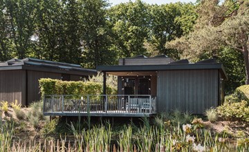 Luxuriöse Familien-Wasserlodge (6p) 2