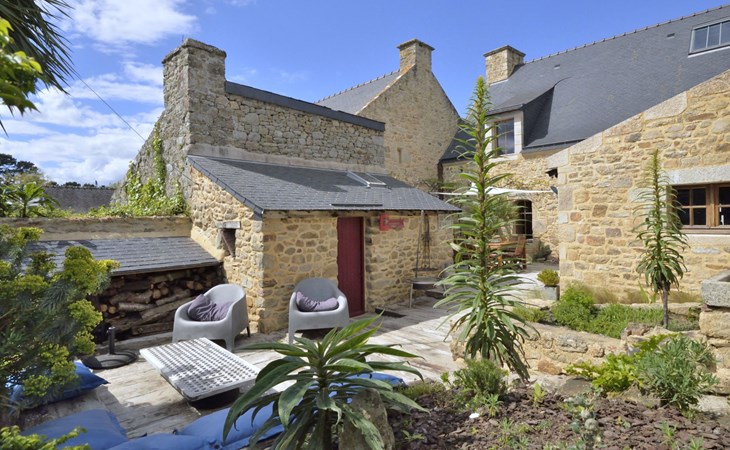 The Residence of Tumiac (RHU357) 1