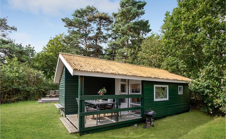 Cozy home in Nexø with kitchen 1