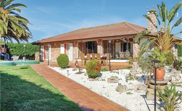 3 bedroom awesome home in Antromero 3