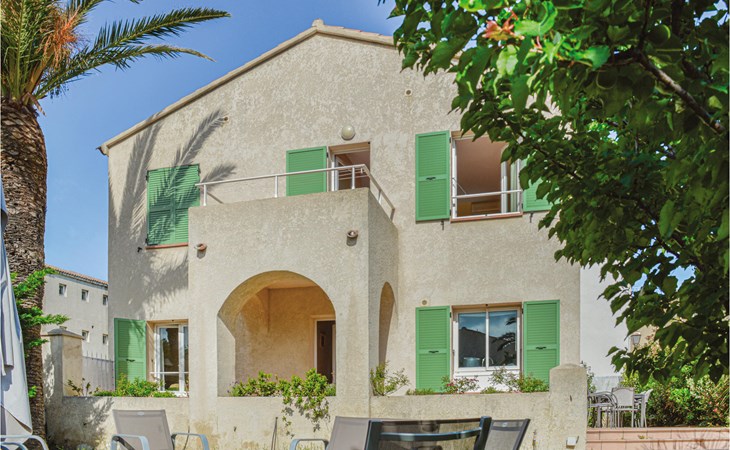 Cozy home in Algajola with kitchen 1