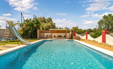 Nice home in Chiclana de la Fronter 2