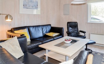 Pet friendly home in Give with WiFi 2