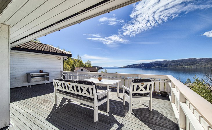 Beautiful home in Hebnes with WiFi 1