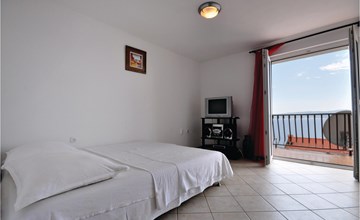2 bedroom cozy apartment in Pisak 2