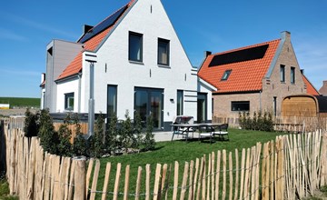 Hofvilla Wellness Deluxe by the water/small beach | 6 pers. 3