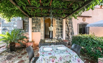 Nice home in Santa Venerina with house a mountain view 2