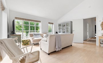 Cozy home in Dronningmølle with WiFi 3