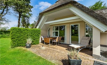 Nice home in Blåvand with kitchen 2