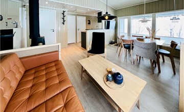 Beautiful home in Rennesøy with WiFi 3