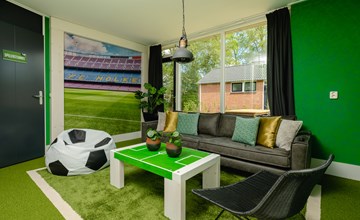 Kinderbungalow FC Mölke stadion met warme bubbeltub I 6 pers. 3