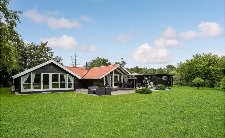Amazing home in Oksbøl with WiFi 1