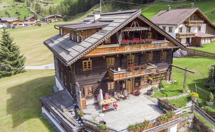 Bij de houtsnijder 1