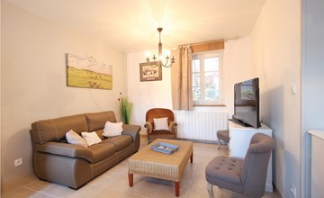 Amazing home in Fontaine le Dun 2