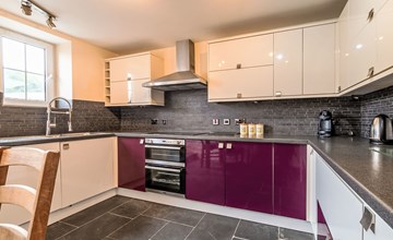 Tregony House 1 Bedroom 3