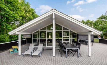 Awesome home in Oksbøl with sauna 2