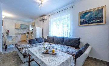 4 bedroom awesome home in Sevid 3