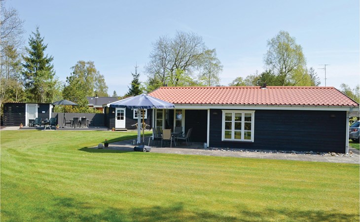3 bedroom lovely home in Væggerløse 1