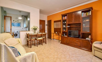 Cozy apartment in Viareggio with WiFi 3