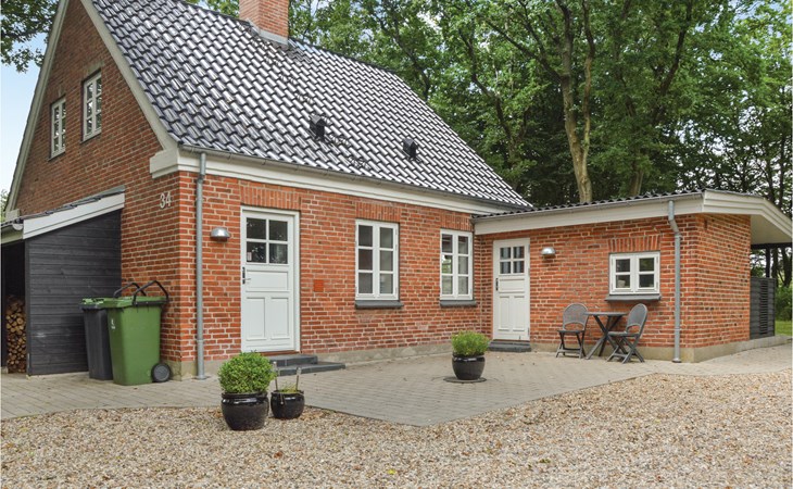 Gorgeous home in Tistrup with kitchen 1