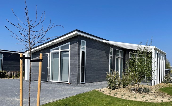 6-person bungalow in Wemeldinge - Water Resort Oosterschelde 1