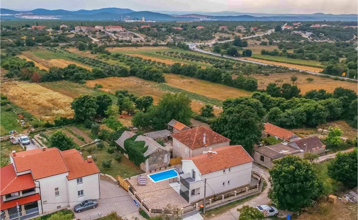 Pet friendly apartment in Benkovac 1