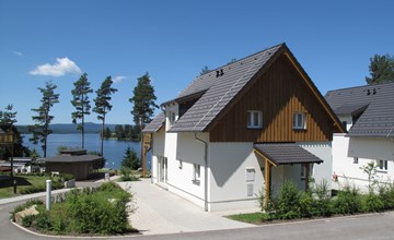 Lakeside Village 36 (+ sauna) 2