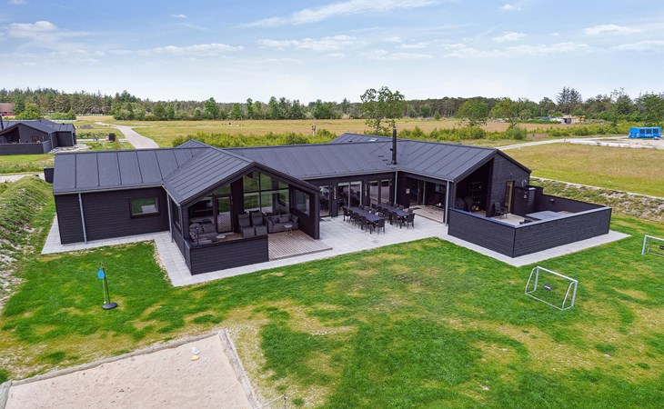 Cozy home in ålbæk with sauna 1