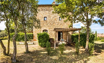 2 bedroom stunning home in Montaione 2