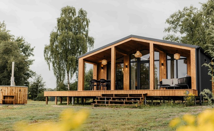 Beach Side Scandi mit Hottub | 5 P 1