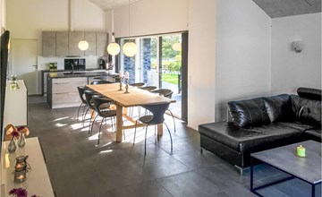 Amazing home in Grenaa with WiFi 2