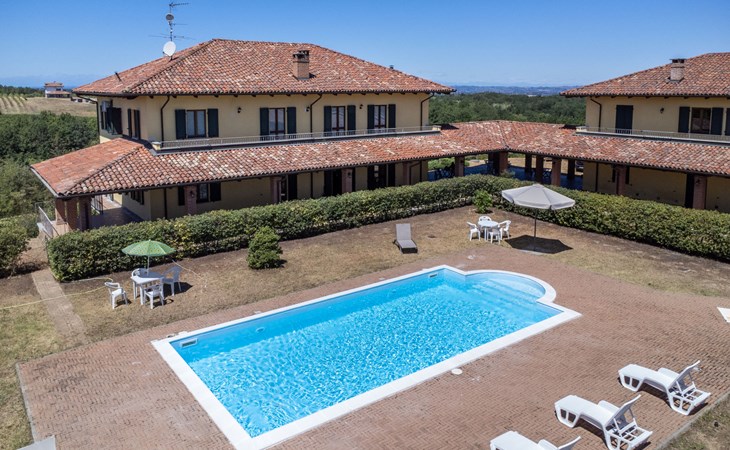 Ehemalige Weinberge mit Mandelbäumen 1