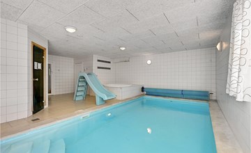 8 bedroom stunning home in Ebeltoft 2