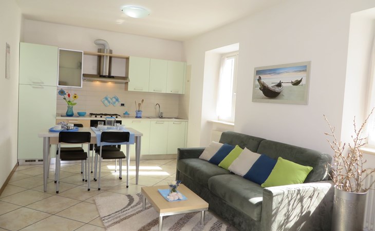 Familienwohnung mit Balkon BV2 1