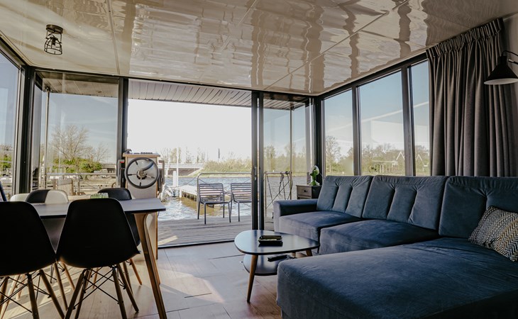 Houseboat Campi Uitgeest 4 persoons 1