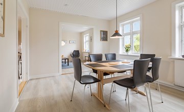 3 bedroom gorgeous home in Aakirkeby 2
