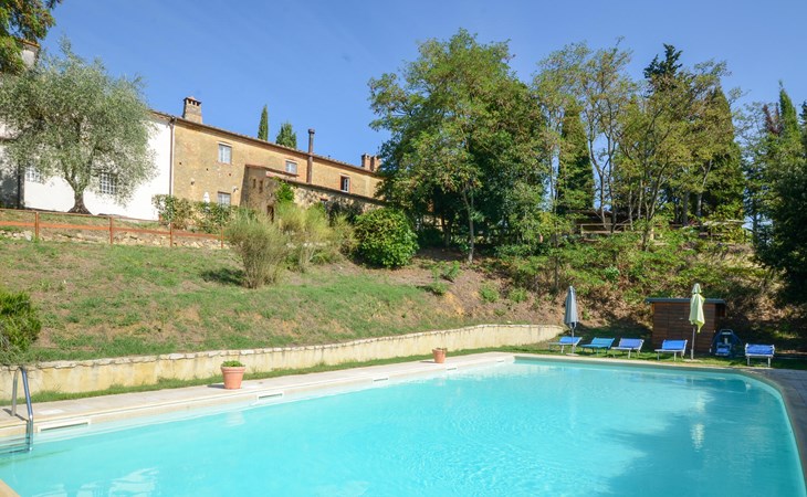 Stunning apartment in Poggibonsi with outdoor swimming pool 1
