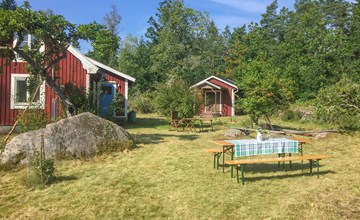 1 bedroom awesome home in Rockneby 2