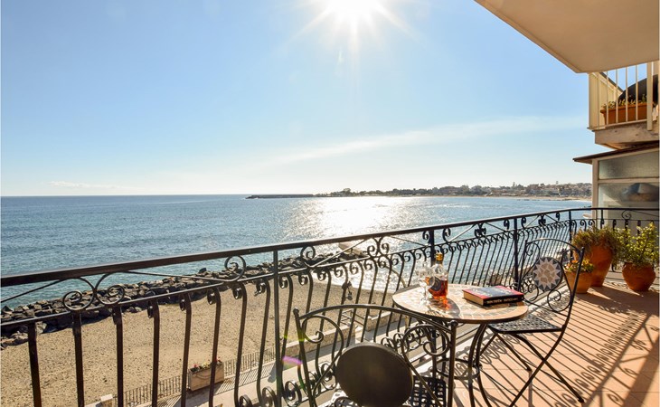 Lovely apartment in Giardini Naxos 1