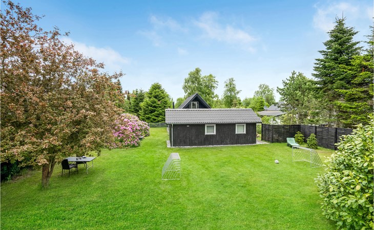 4 bedroom awesome home in Væggerløse 1