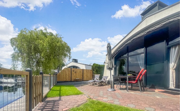 2 bedroom beautiful home in Lemmer 1