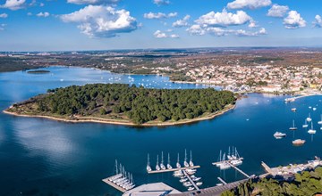 Apartment Rose mit privatem Pool 2
