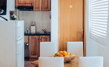 2 bedroom beautiful apartment in Vrboska 3