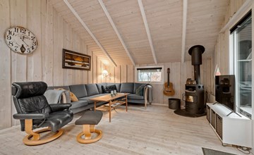 Gorgeous home in Oksbøl with sauna 3